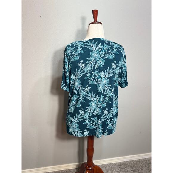 J. Jill Wearever XL top & L shorts set blue floral v neck stretch pockets - Picture 5 of 13